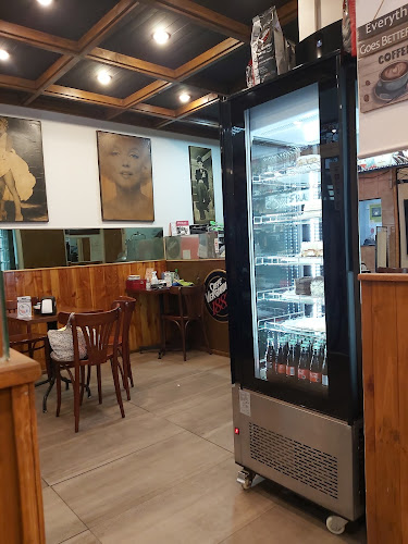 Opinii despre Cafe Cinema în Viña del Mar - Gastronomía y hostelería