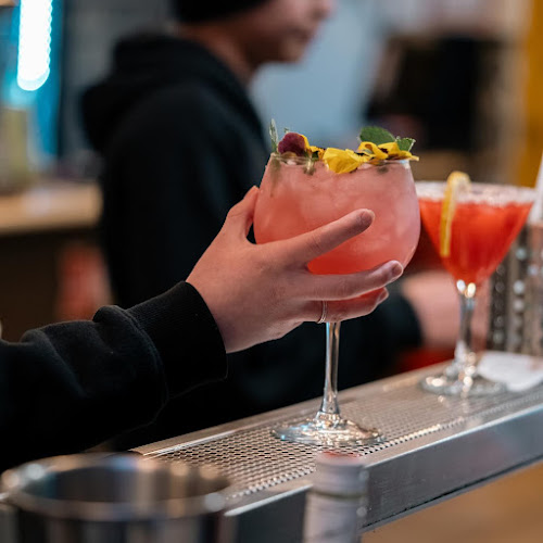 VIEJO SAMU´S RESTAURANT - Gastronomía y hostelería