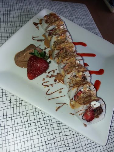 Opinii despre Mak Fusion în Padre las Casas - Gastronomía y hostelería