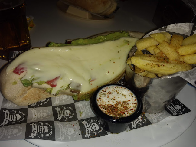 Av. Concón Reñaca 125, 2510092 Concón, Valparaíso