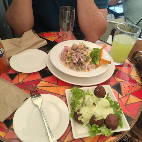 Comments and reviews of El Growler