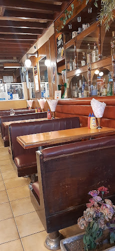 Bruce's ahora es un restaurante peruano