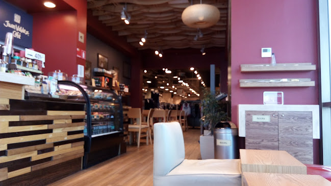 Comments and reviews of Juan Valdez - Puerto Montt