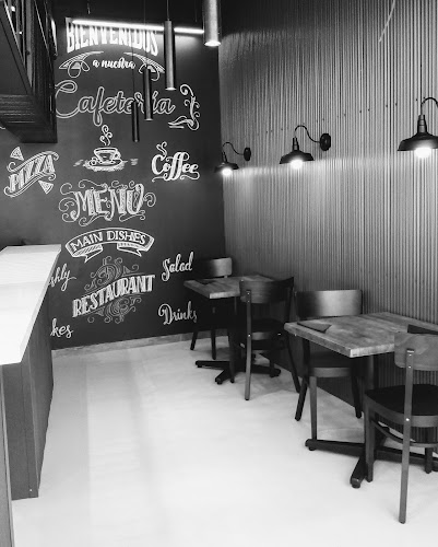 Casa Bistró. Restaurant y Cafetería Open Times