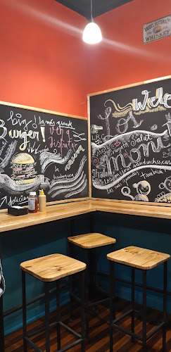 Los Monitos - Gastronomía y hostelería