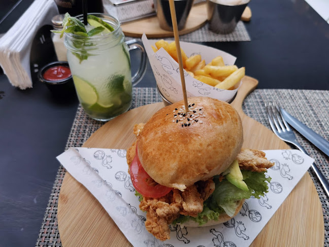 Chicken International Restaurant - Santiago