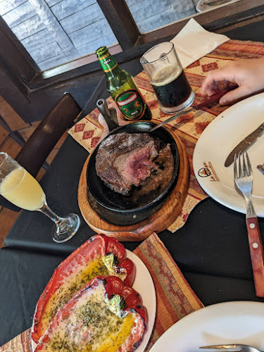 La Maga Parrilla Uruguaya - Gastronomía y hostelería