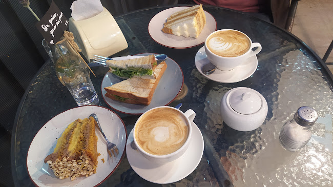 Comments and reviews of Cafetería El Encuentro