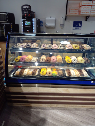 Merendonas Providencia Phone number