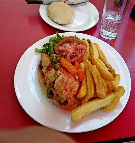 Av. Apoquindo 3371, 7550206 Las Condes, Región Metropolitana