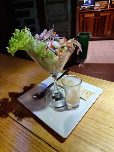Lolo's Pub Open Times