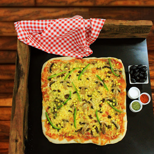 Pizzeria da toto Open Times