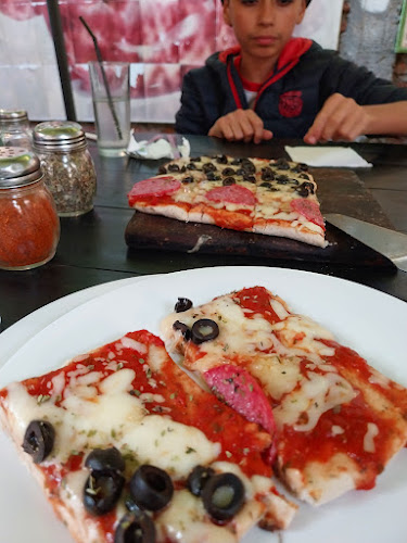 Comentarii opinii despre Taberna de la Pizza x Metro