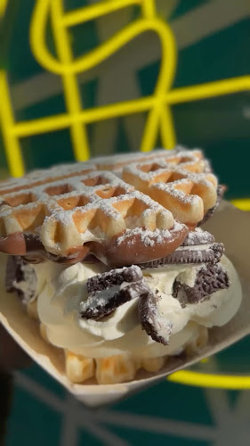 Shakes and Waffles - Gastronomía y hostelería