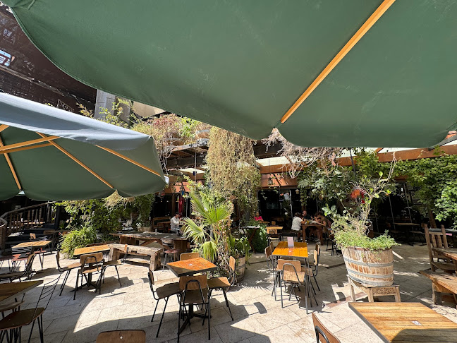 Av. Alameda Libertador Bernardo O'Higgins 227, 8320161 Santiago, Región Metropolitana