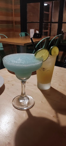 Opinii despre Los Tres Platos în Puerto Montt - Gastronomía y hostelería