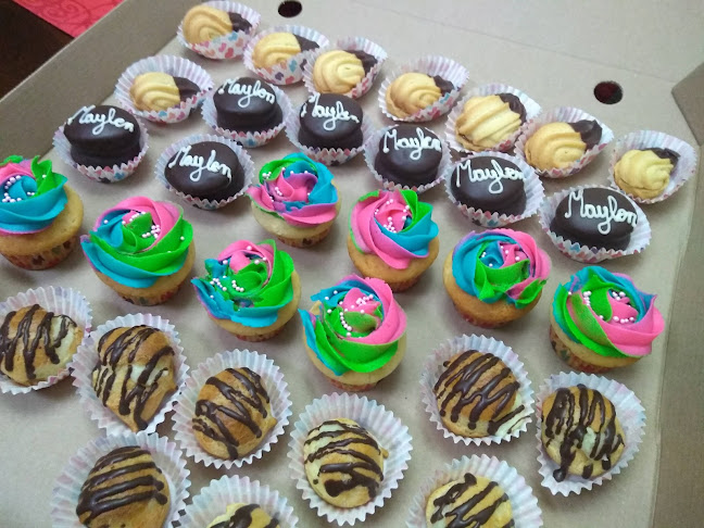 Dulces De La Nonna Phone number