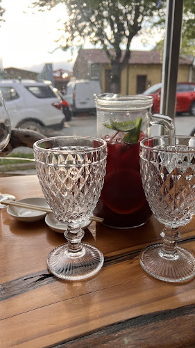 Reviews of La Ruca & Fresh in Natales - Gastronomía y hostelería