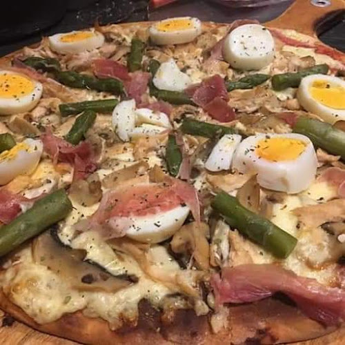 Opinii despre Tierra Santa în Yumbel - Gastronomía y hostelería