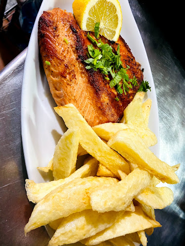 Restaurant Café Irlandes - Puerto Aysen