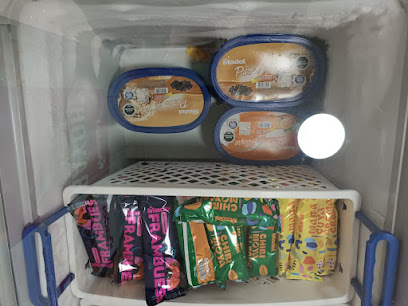 Delicatesse: Panadería y Almacen