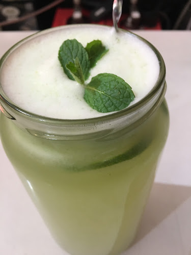 Taberna de la Pizza x Metro