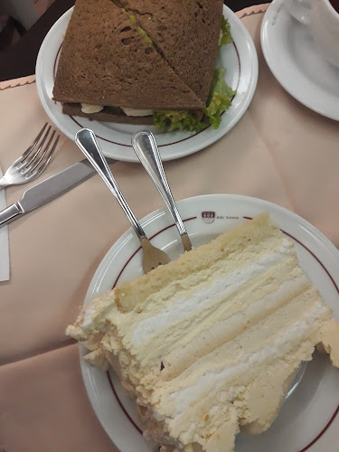 Comments and reviews of Café Colonia