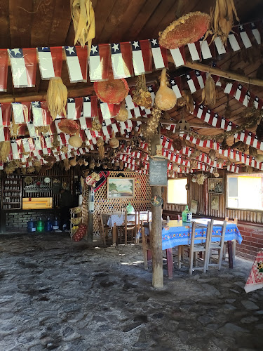 Restorant Cantaros De Tambillo