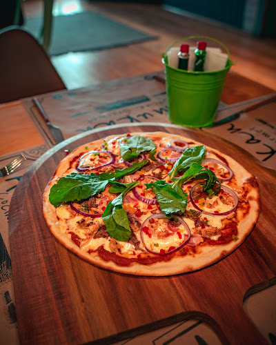 Amukan Gourmet Open Times