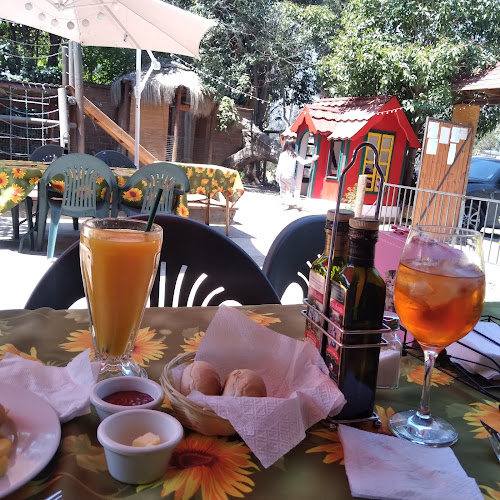 Restaurant y Salón de Té Hansel y Gretel en el Arrayán - Lo Barnechea