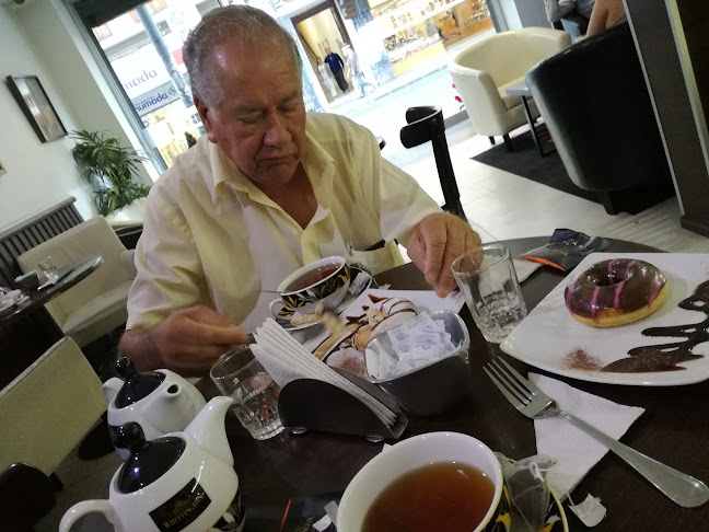 Incontri Café Phone number