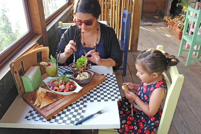 Comentarii opinii despre Maria Insolente