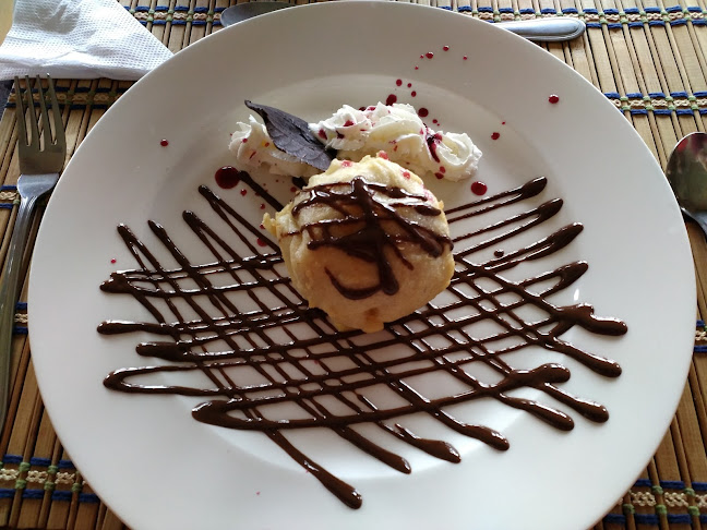 Opinii despre Manantial De Loncoyen în Valdivia - Gastronomía y hostelería