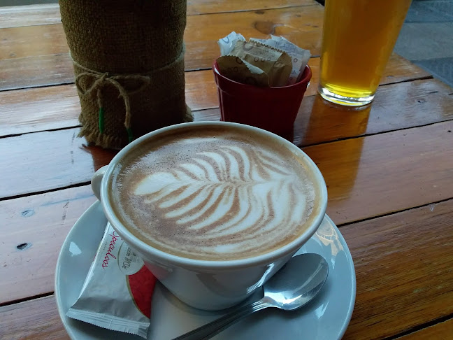 Café da Lucia Phone number