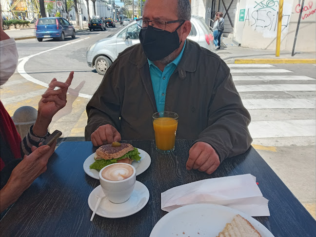 Opinii despre Cafe con Historia - Quilpue în Quilpué - Gastronomía y hostelería