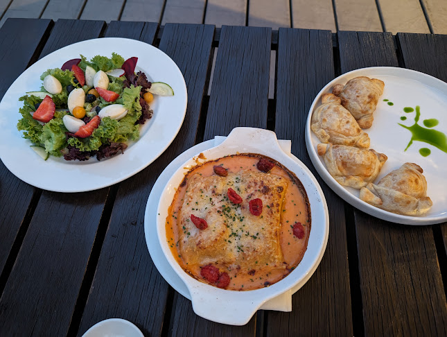 The Singular Restaurant Phone number