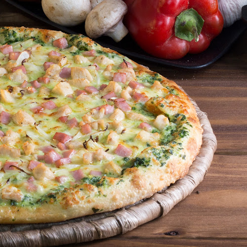 Queved's Pizza - Gastronomía y hostelería