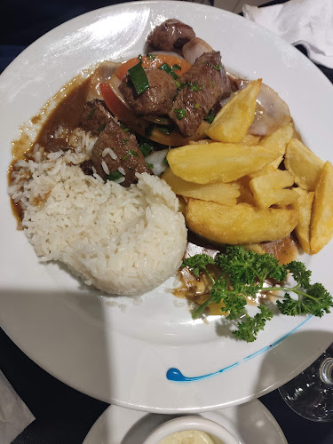 Cevichazo Restaurant - Gastronomía y hostelería