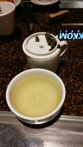 Café Mokka Clinica Las Condes Open Times