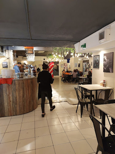 Pizza Tango Providencia Phone number