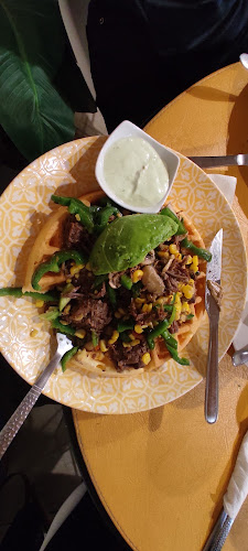 Frida café y bistro Open Times