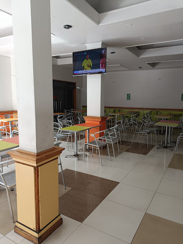 Roly Pollos Asados - Iquique