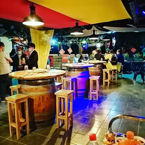 Santi Cafetería Y Sandwicheria - Gastronomía y hostelería