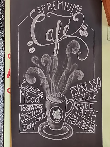 Opinii despre Cafetería Casa El Trébol în Santiago - Gastronomía y hostelería