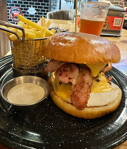 Opinii despre Burger7 în Puerto Montt - Gastronomía y hostelería