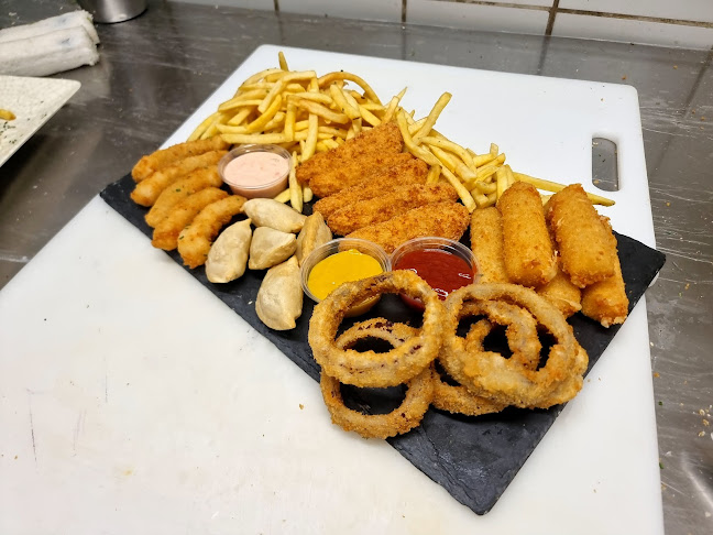 Izi Sushi Open Times