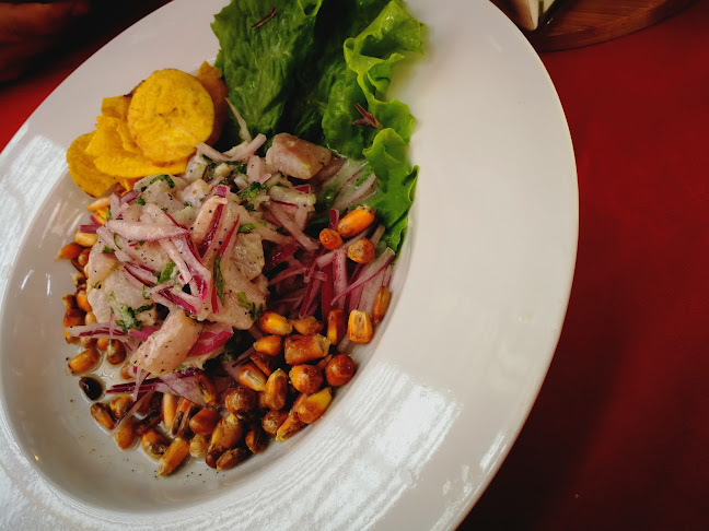 Lunahuaná Sandwicheria Peruana Phone number