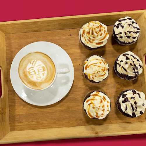 Oromo Coffee & Dessert