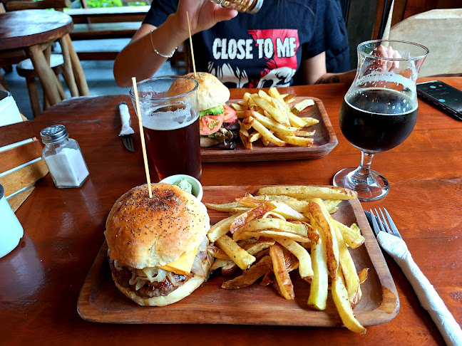 Comentarii opinii despre Wenu Pillán Cervecería y Restaurante