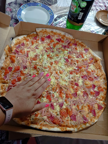 100% pizza - Cardenal Caro